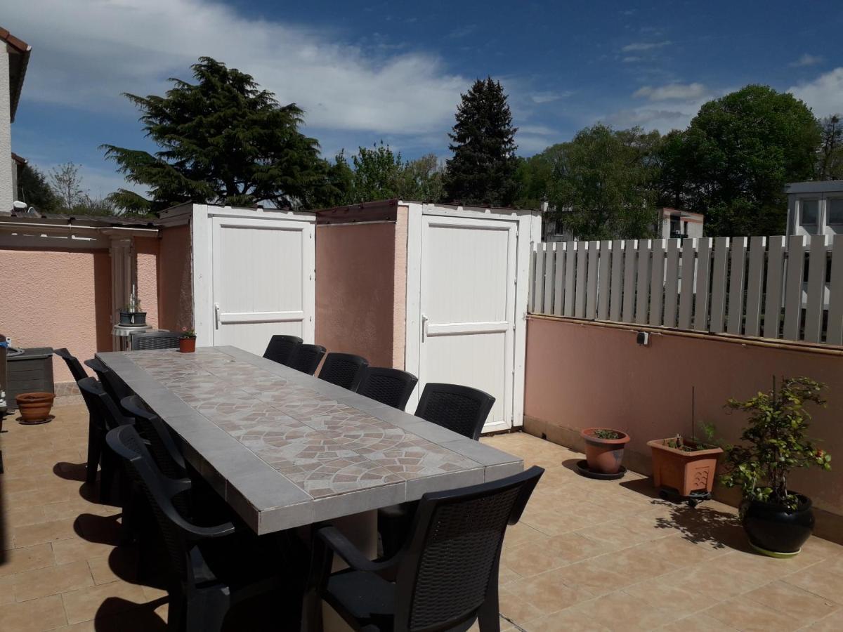 La Maison Rose 2 Chambres Avec Lit Pour 2 Personnes Et 2 Salles De Bains Nevers Exterior foto